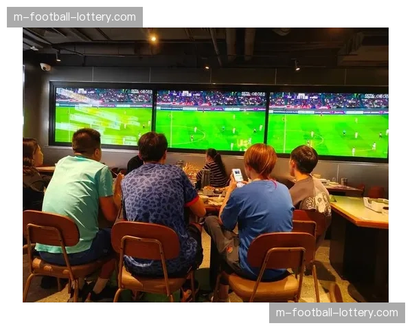 “沉默观赛”包厢需求上升，部分俱乐部增设隔音良好的家庭与商务观赛区