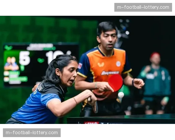 “里昂3-0完胜特鲁瓦，结束三线作战疲态显露反弹势头”